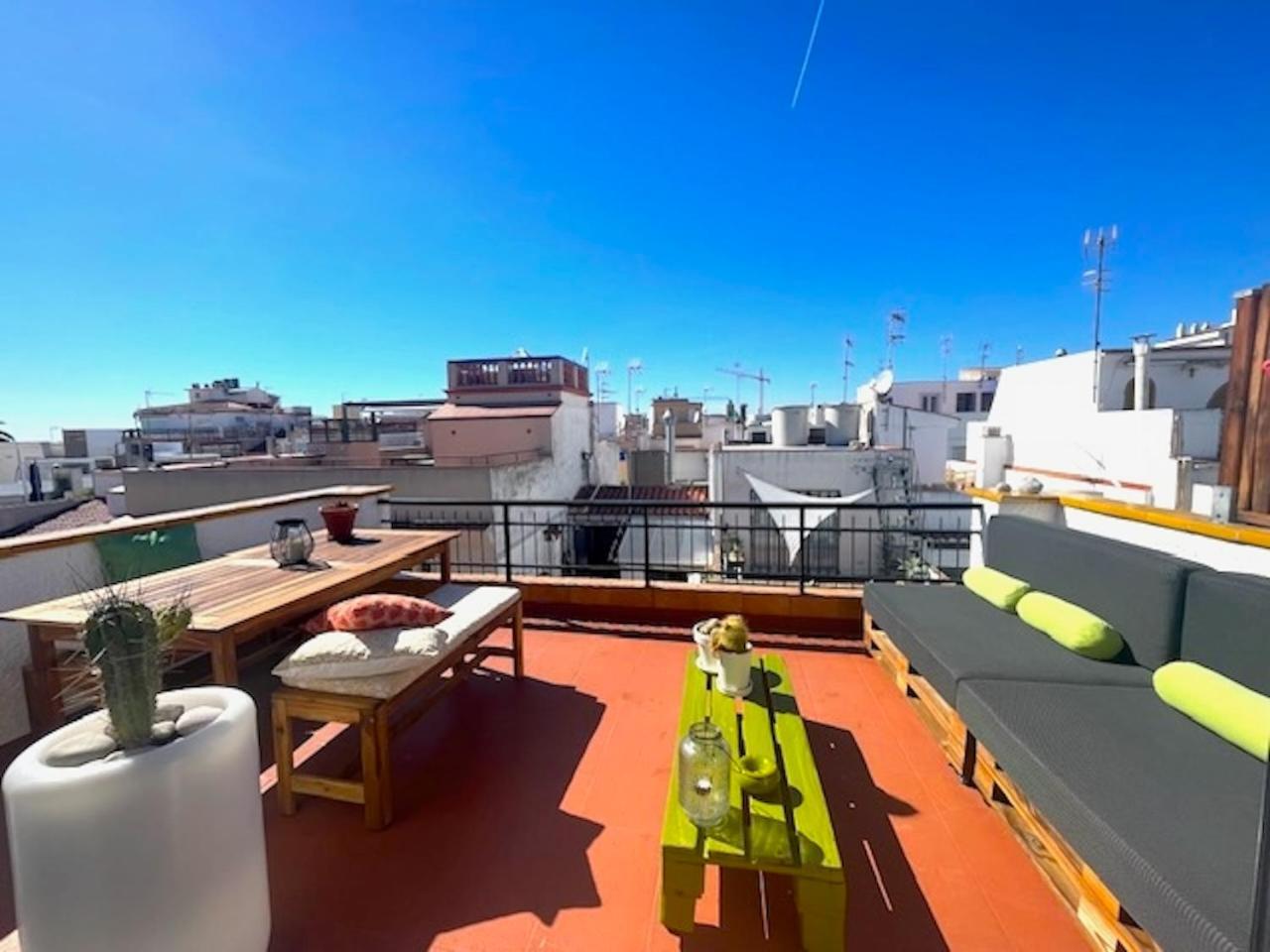 Unique Studio Apartment With Amazing Terrace Sitges Centre Beach エクステリア 写真