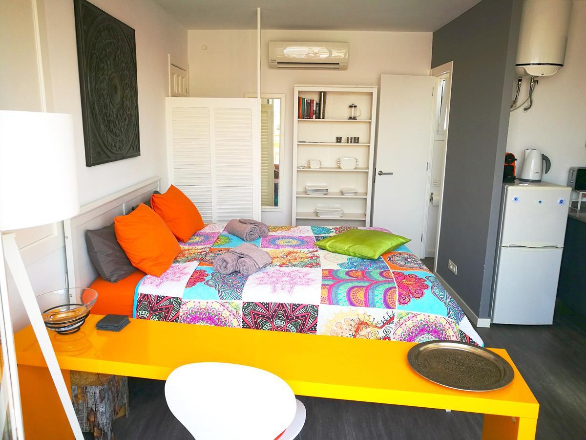 Unique Studio Apartment With Amazing Terrace Sitges Centre Beach エクステリア 写真